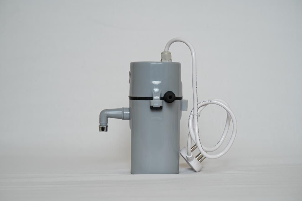 Electric Mini Geyser
